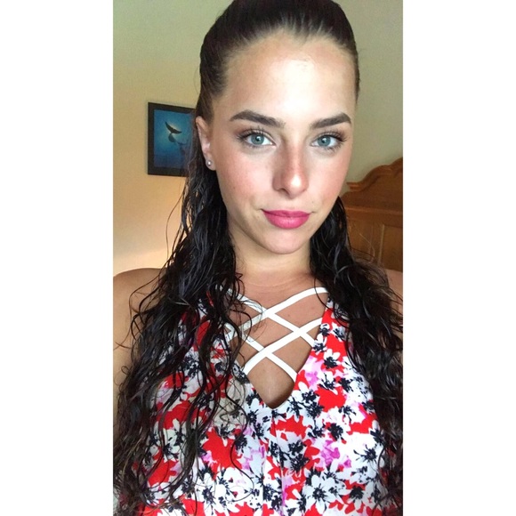 Meet your Posher, Bianca - Picture 1 of 1